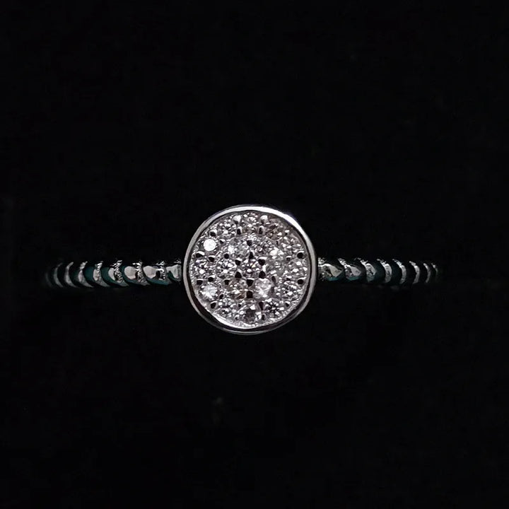 Elegant Round Style Ring